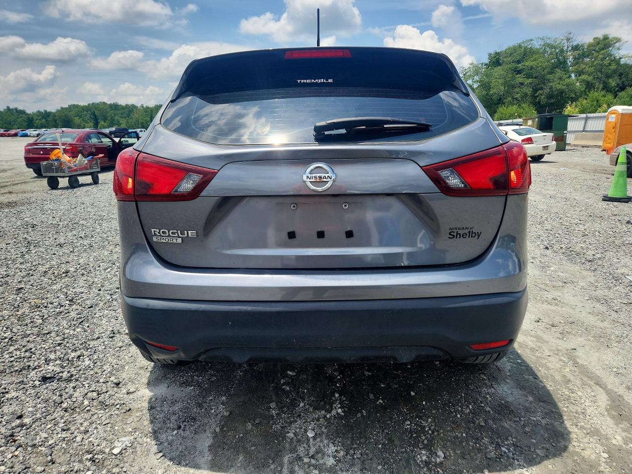 Nissan Rogue S