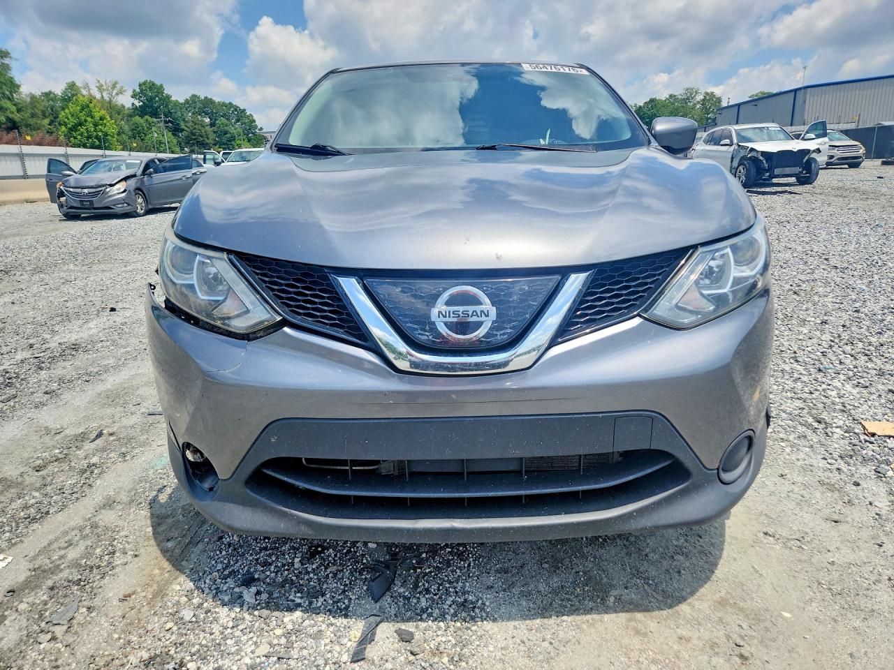 Nissan Rogue S