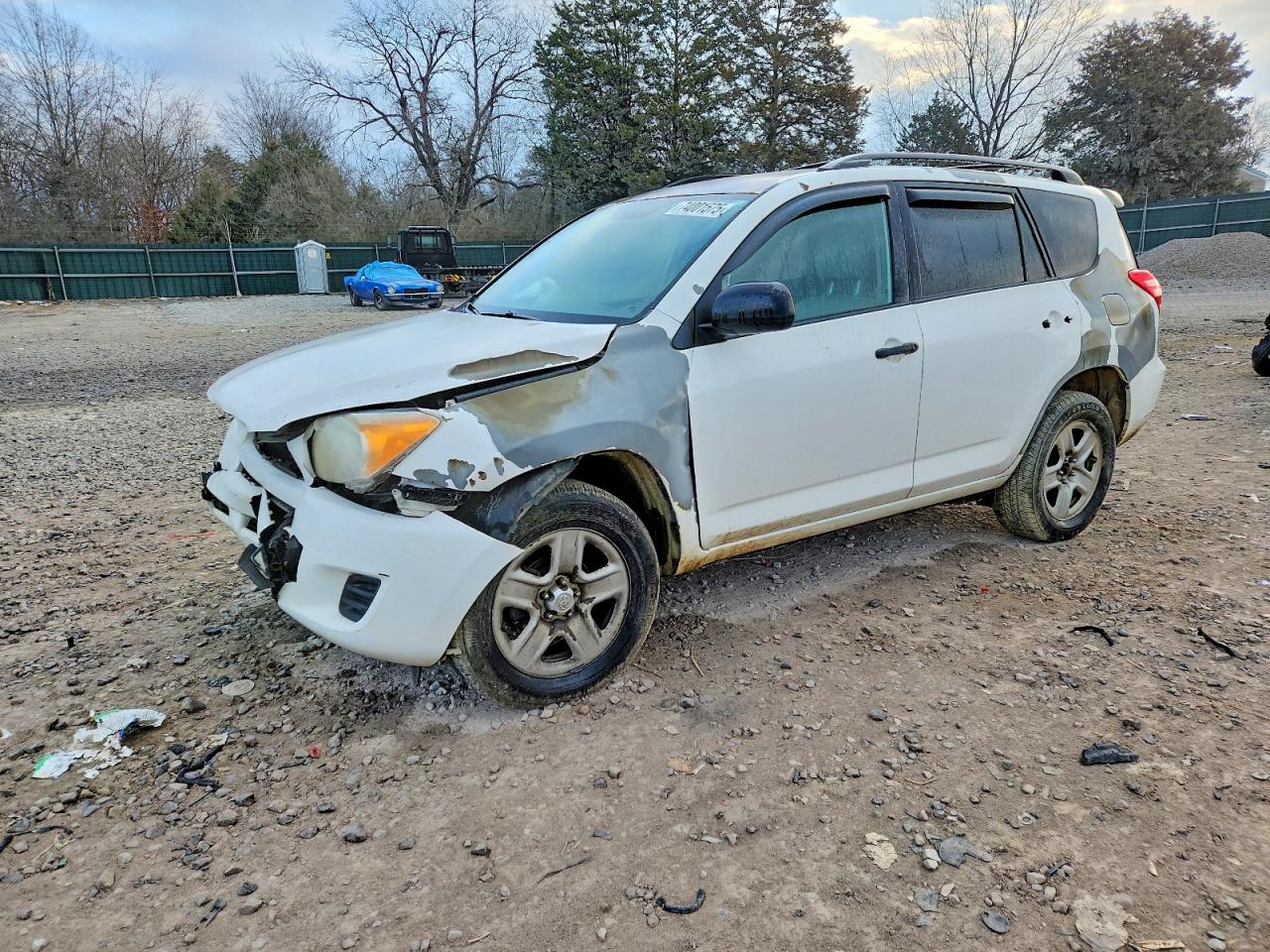 Salvage Toyota RAV4 Image