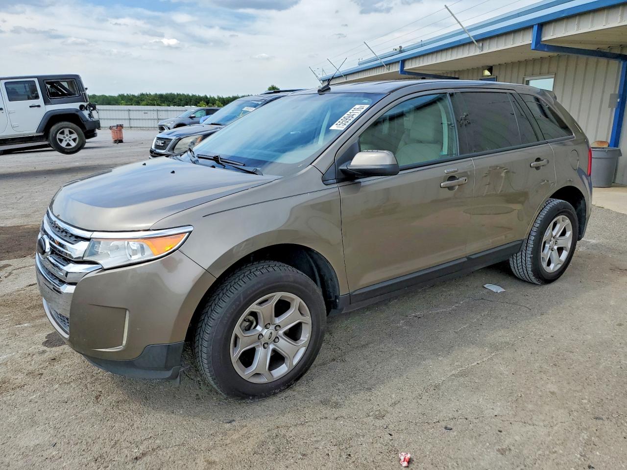 Salvage Ford Edge Image