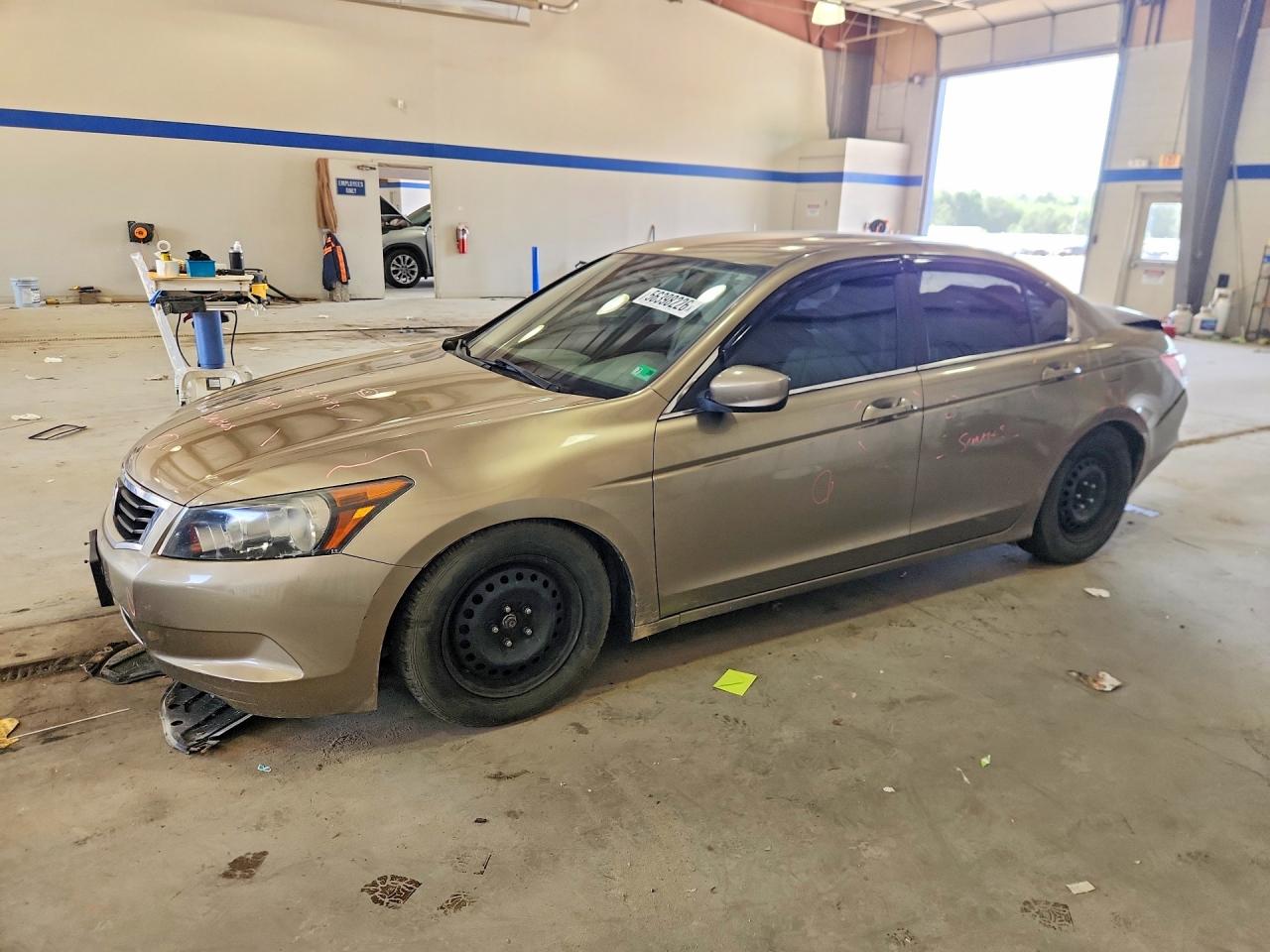 Salvage Honda Accord Image