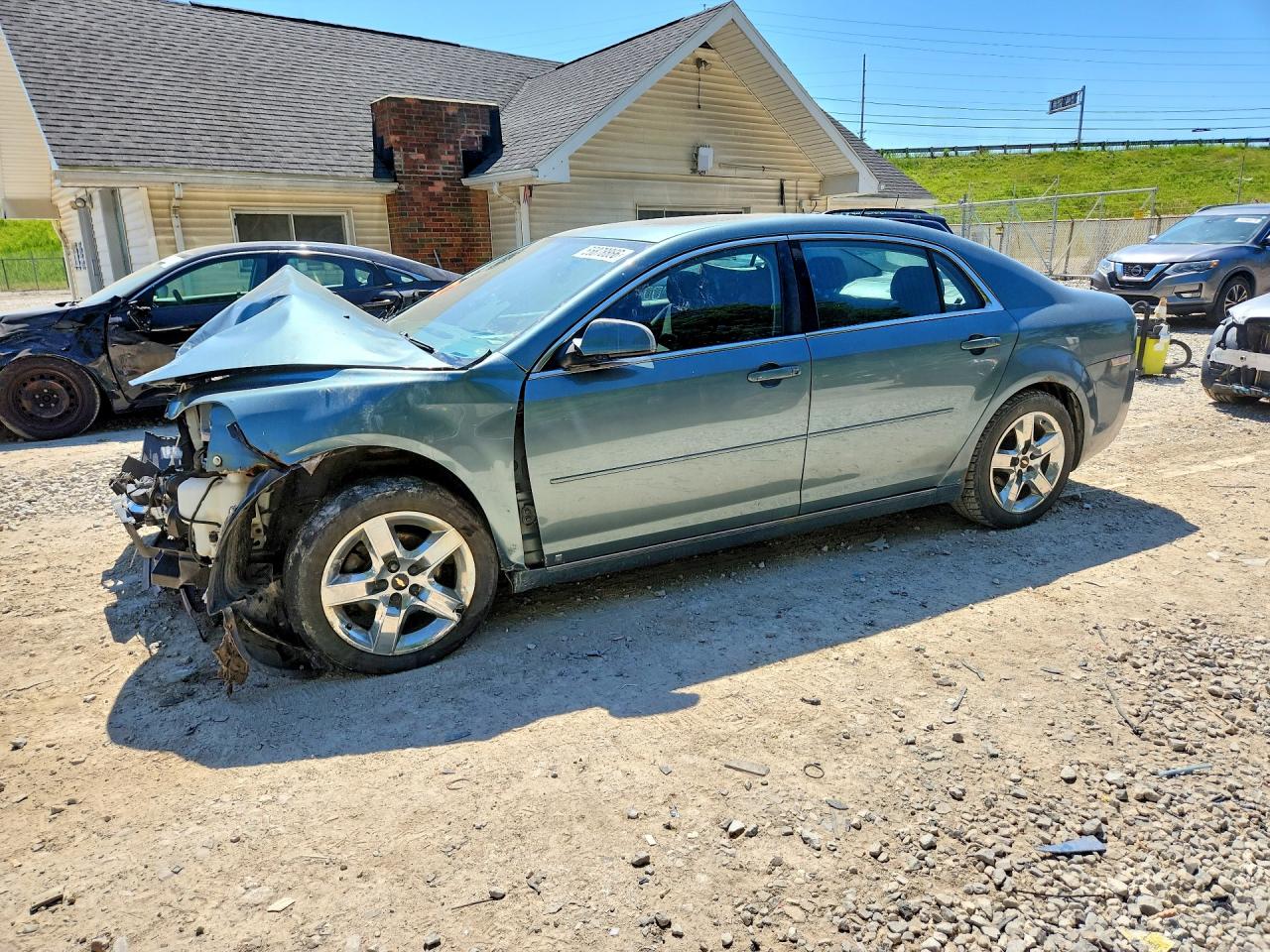 Salvage Chevrolet Malibu Image