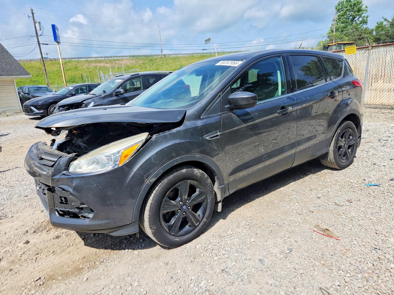 Salvage Ford Escape Image