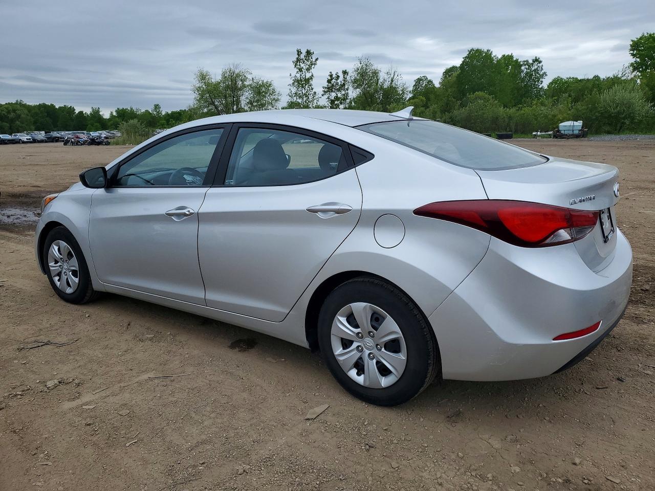 Hyundai ELANTRA Se
