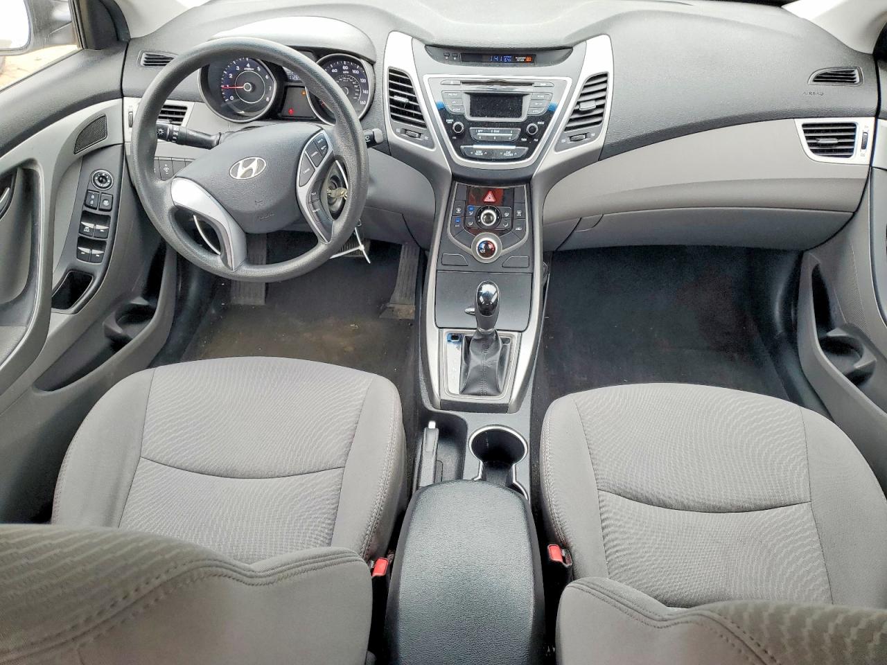 Hyundai ELANTRA Se