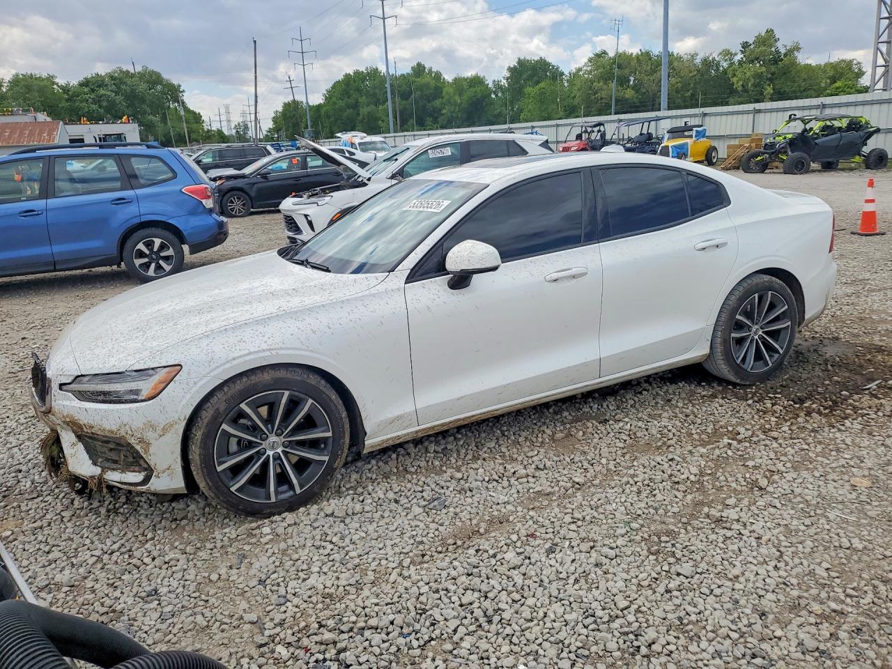 Salvage Volvo S60 Image
