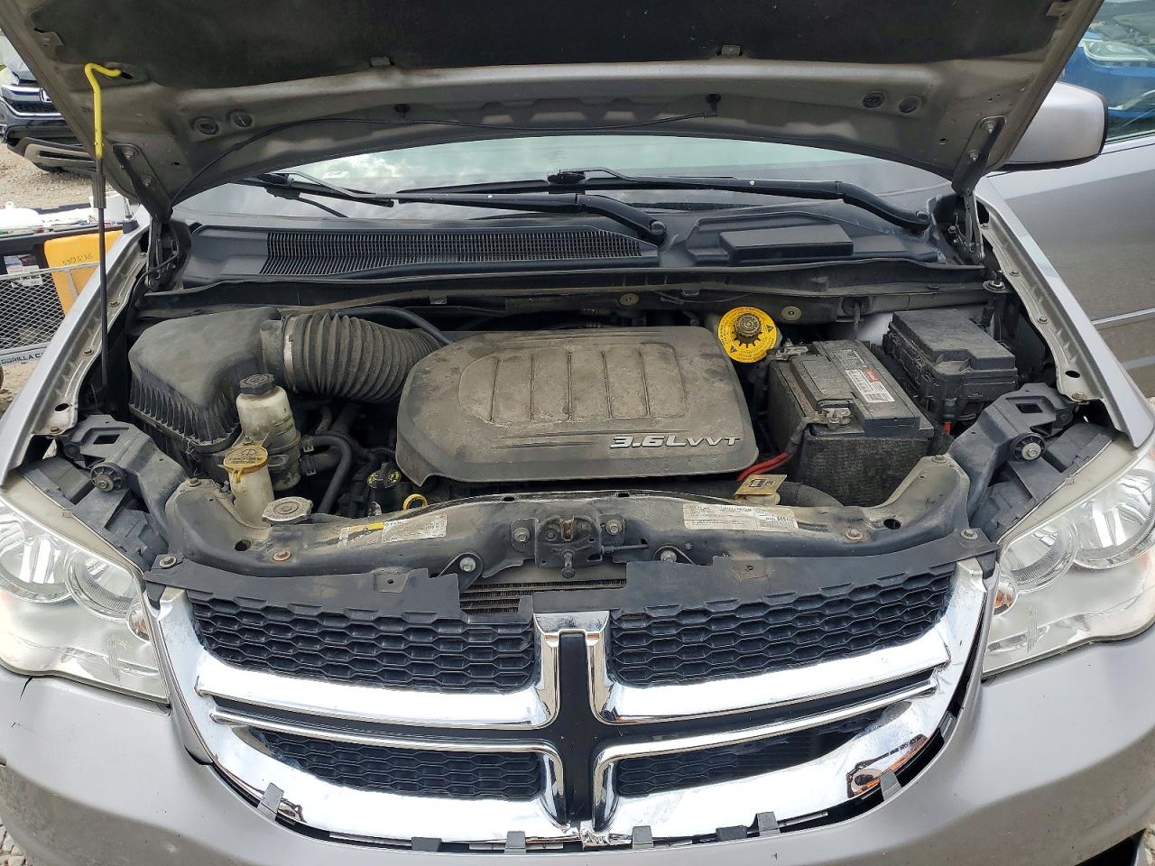 Dodge Caravan Sxt