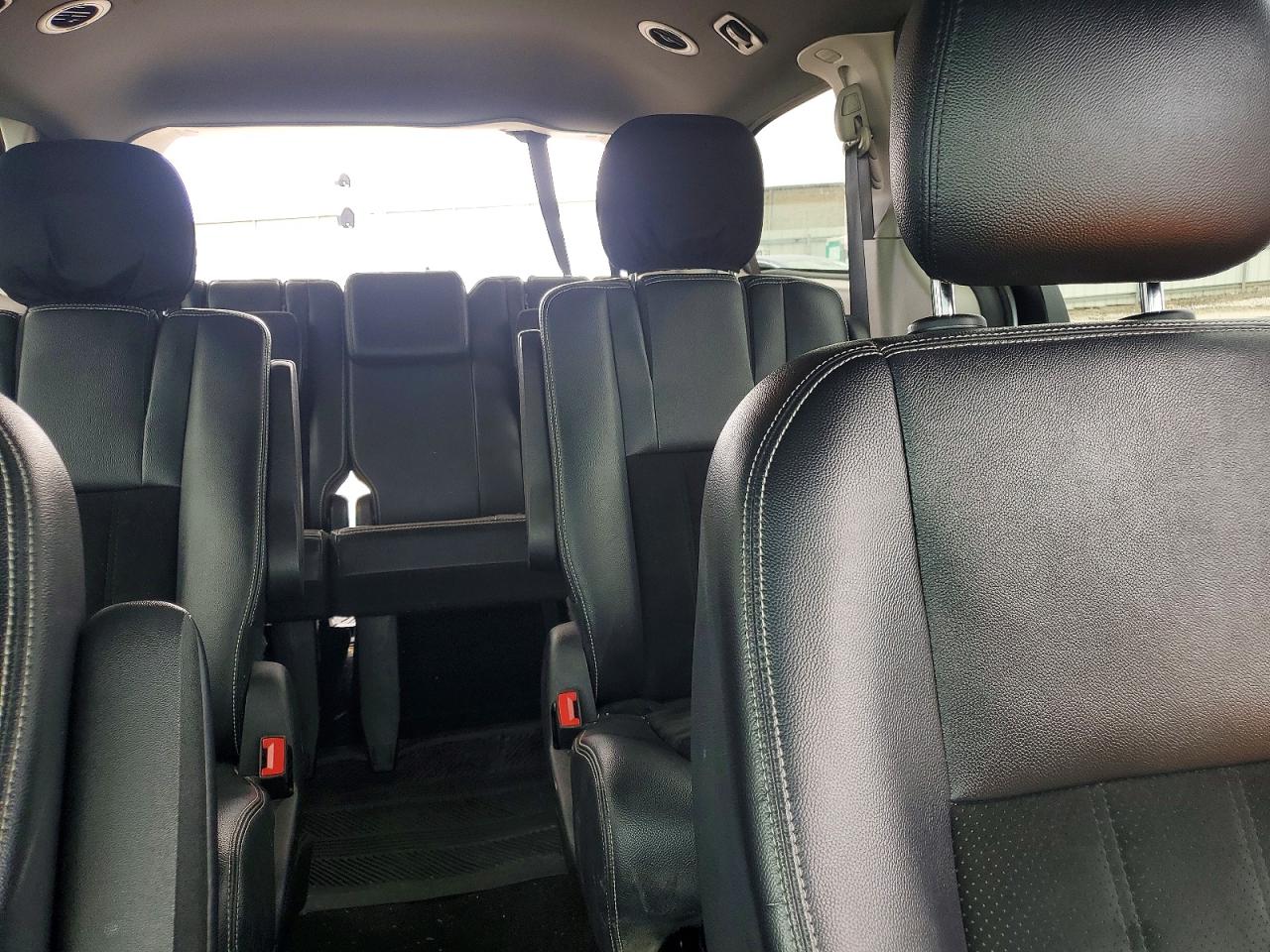 Dodge Caravan Sxt
