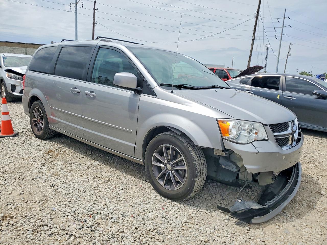 Dodge Caravan Sxt