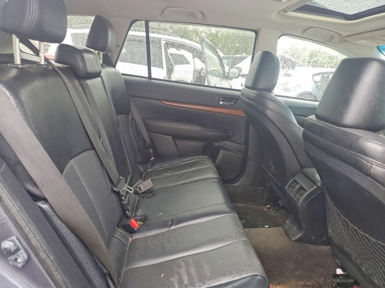 Subaru Outback 3.6r Limited