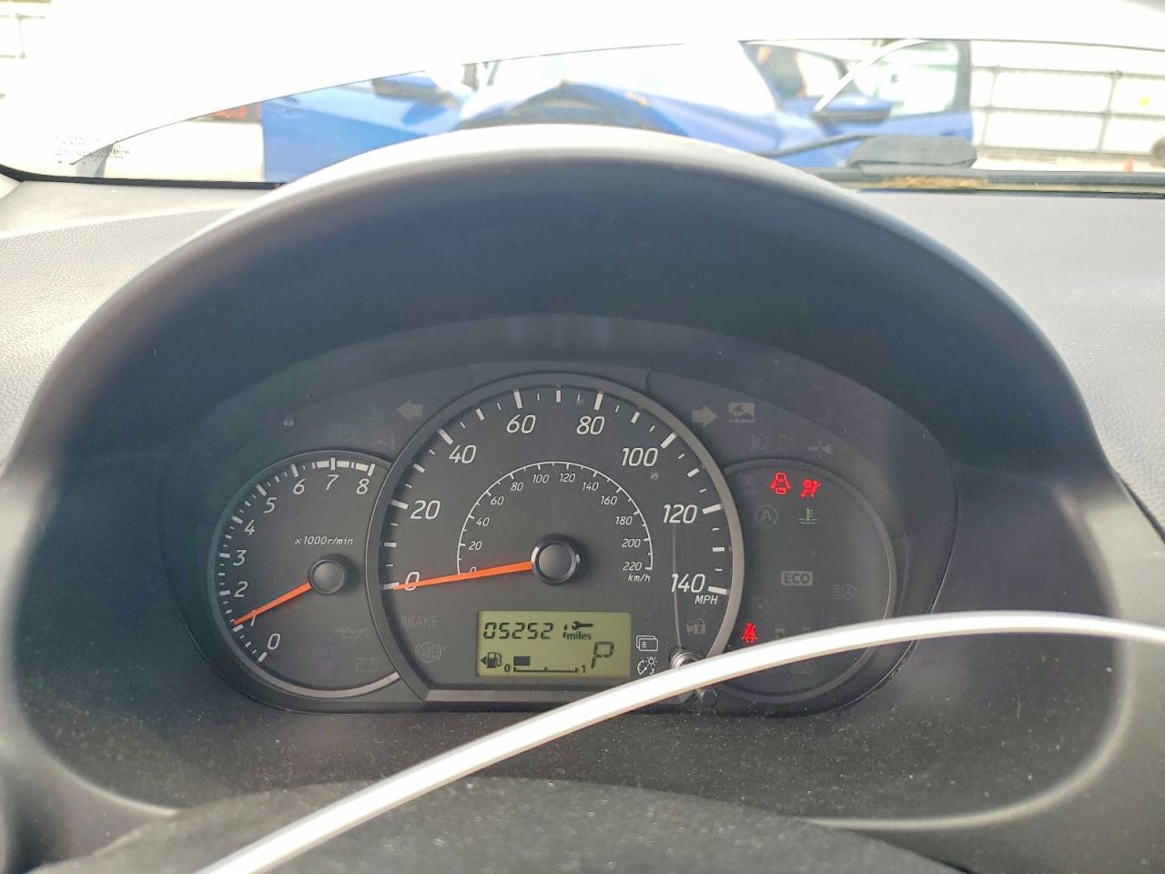 Mitsubishi Mirage Es