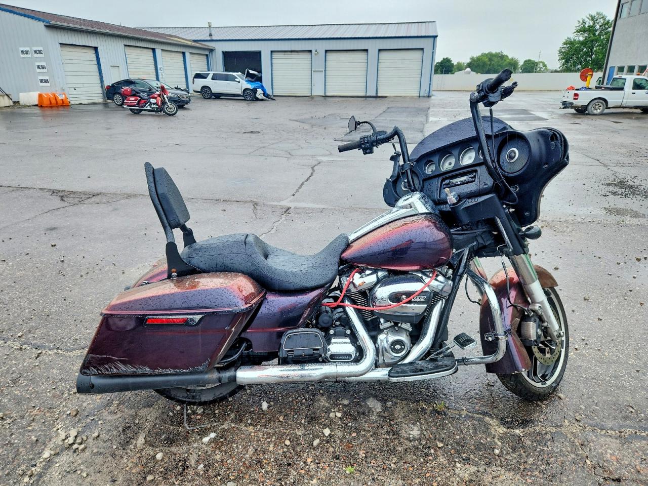 Salvage Harley-Davidson Fl Image