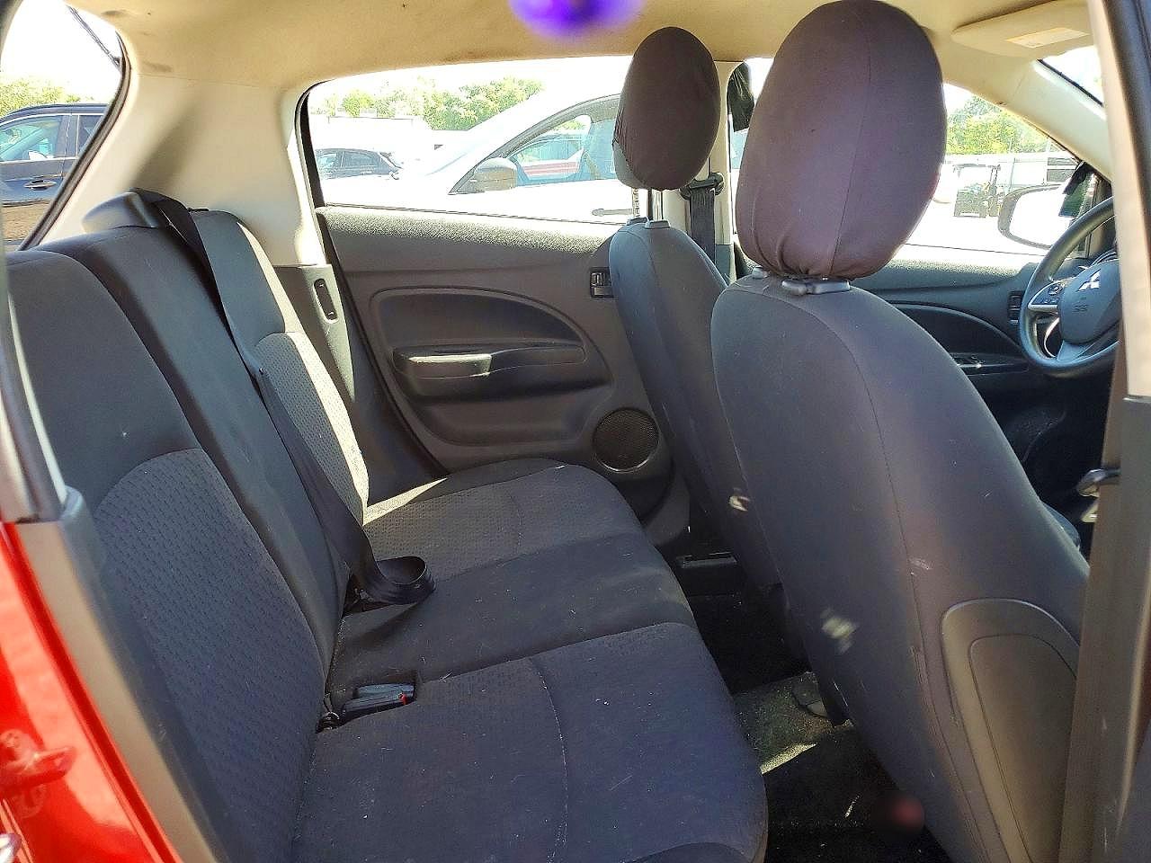 Mitsubishi Mirage Es