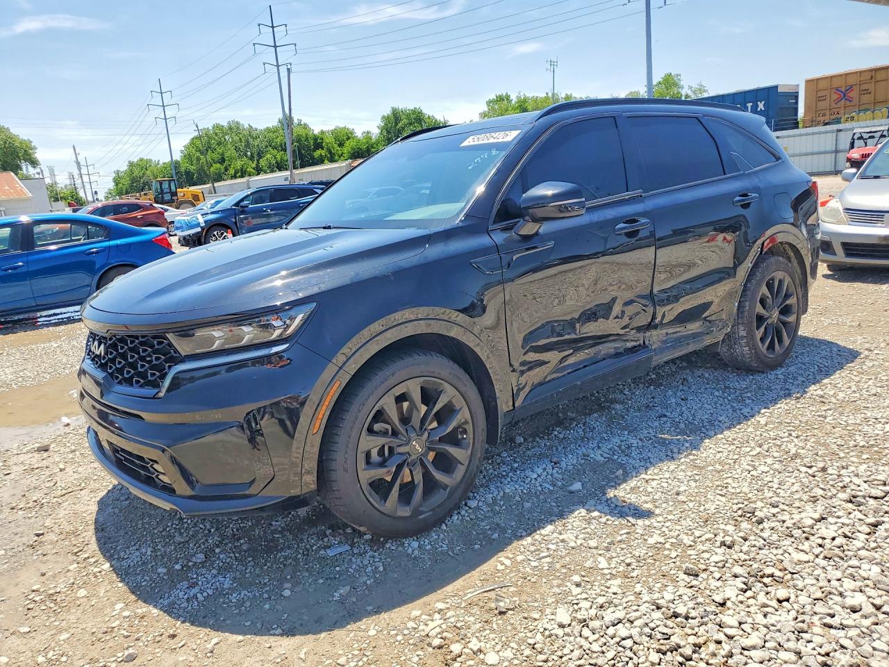 Salvage Kia Sorento Image