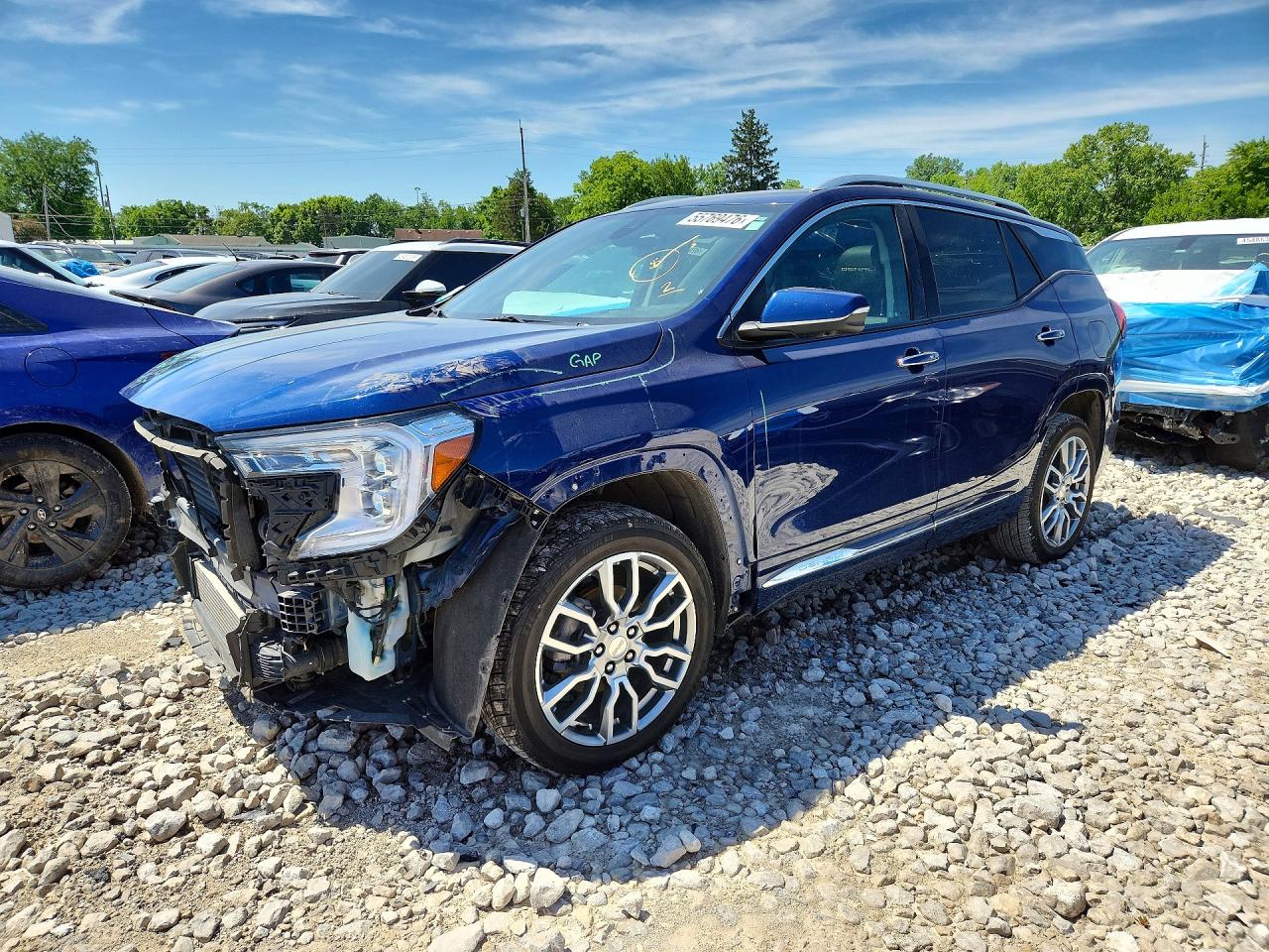 Salvage GMC Terrain Image