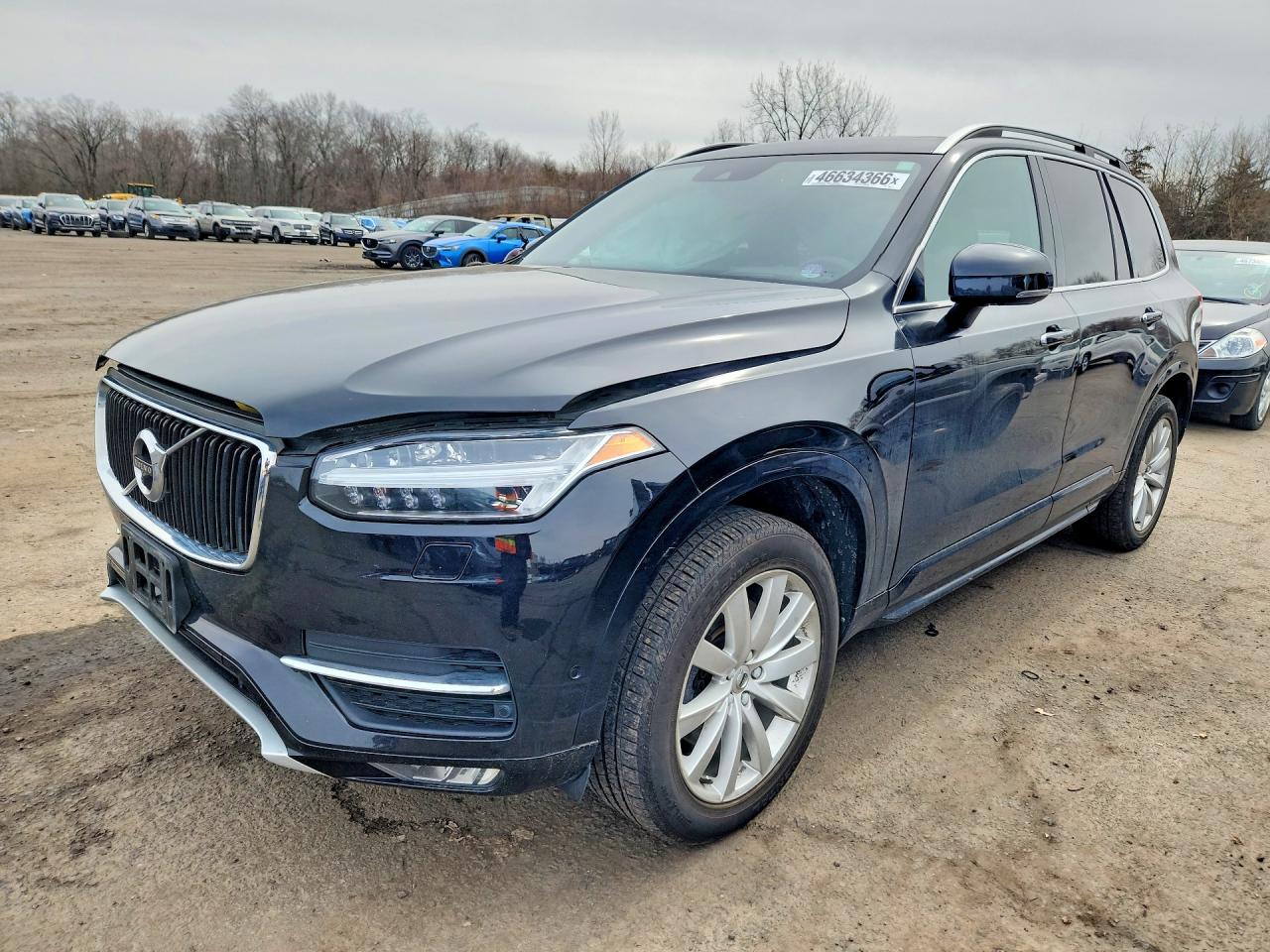 Salvage Volvo XC90 Image
