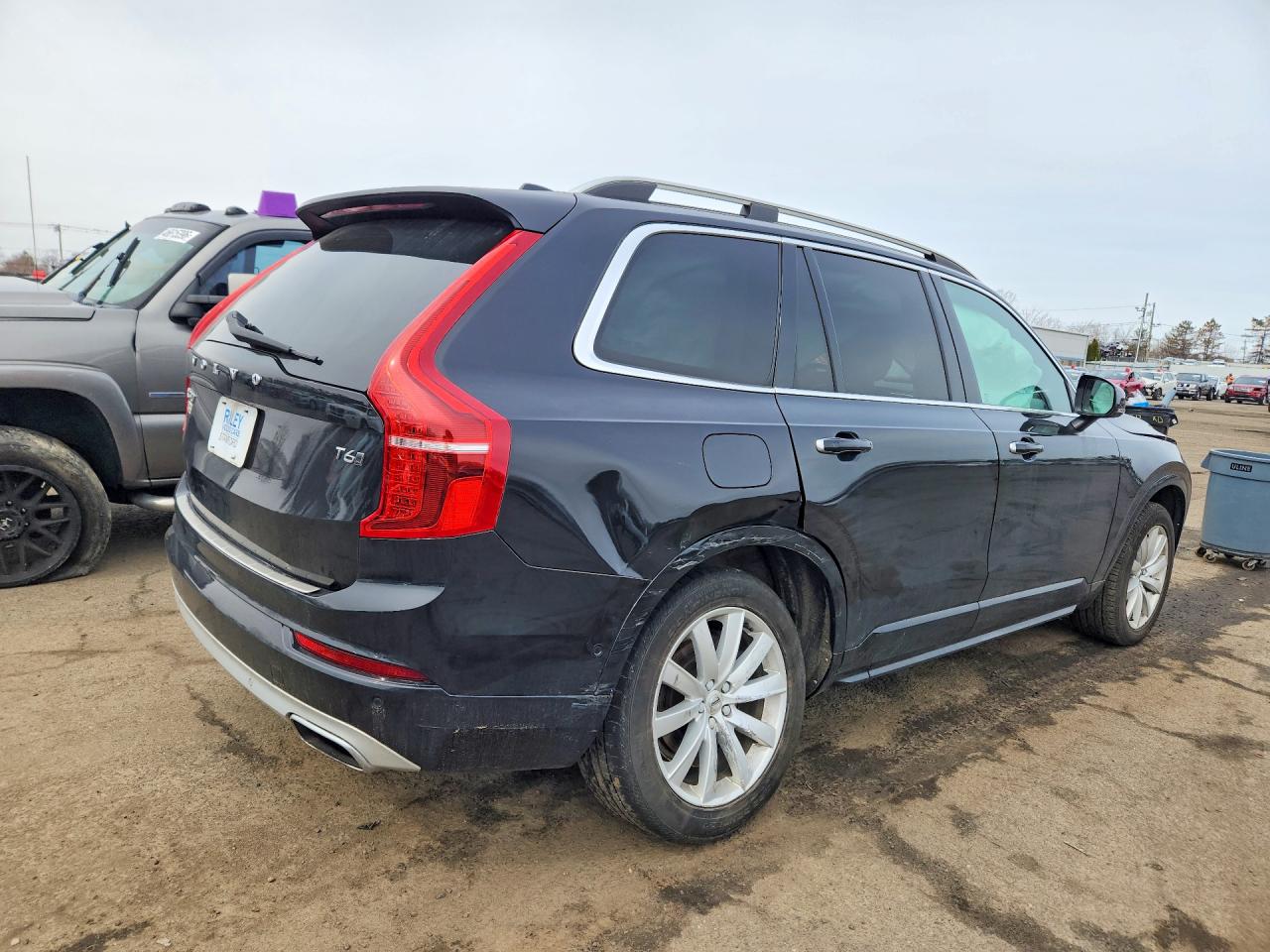 Volvo XC90 T6