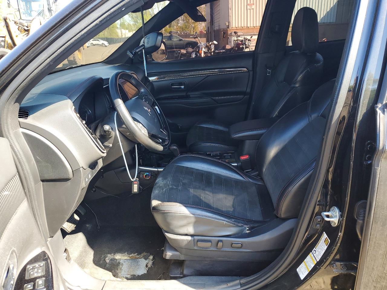 Mitsubishi Outlander Se