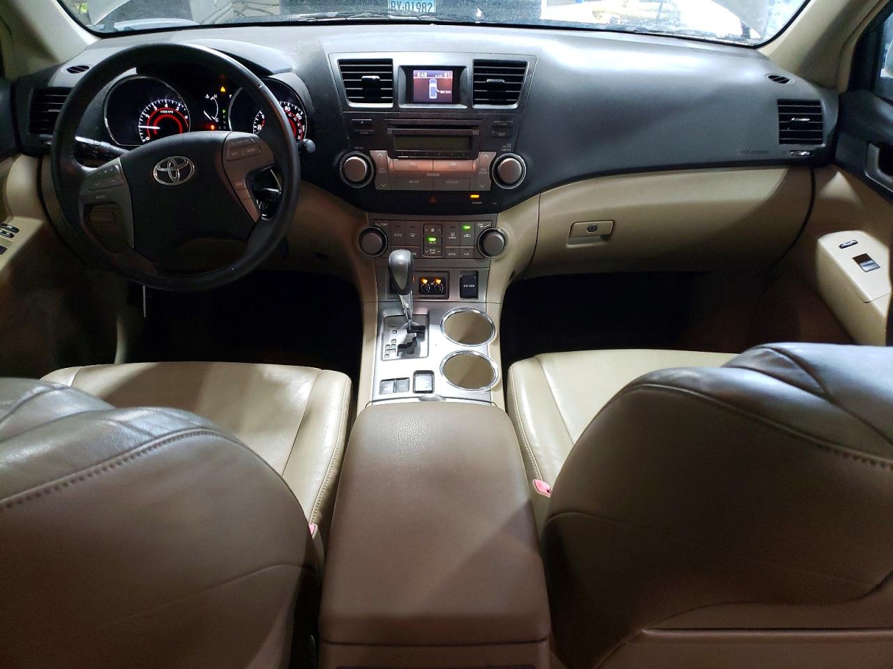 Toyota Highlander Sport