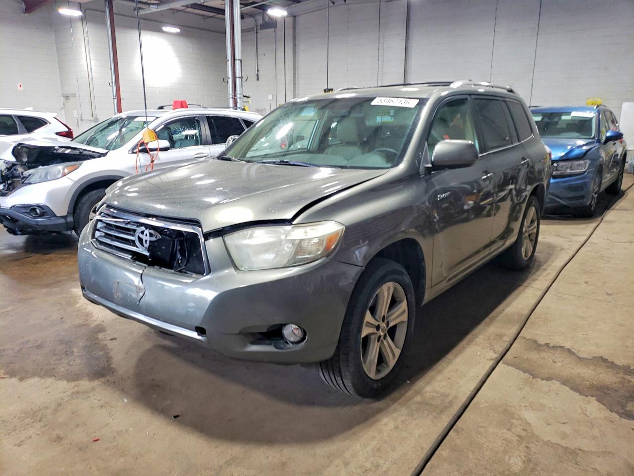 Toyota Highlander Sport