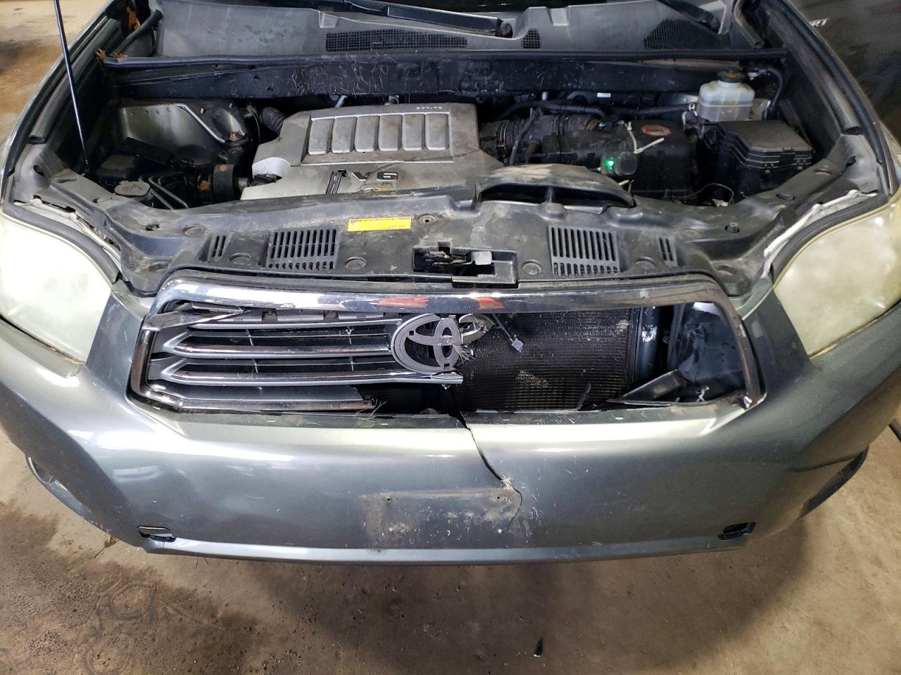 Toyota Highlander Sport