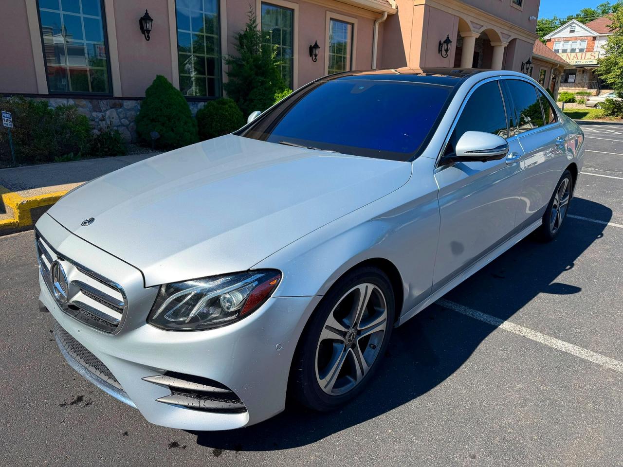 Salvage Mercedes-Benz E-Class Image