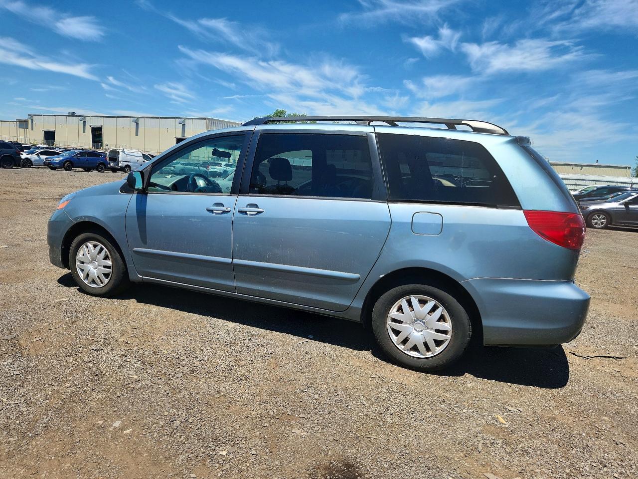 Toyota Sienna Le 7-passenger