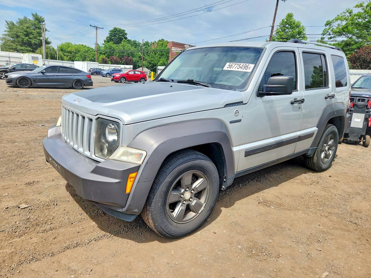 Salvage Jeep Liberty Image