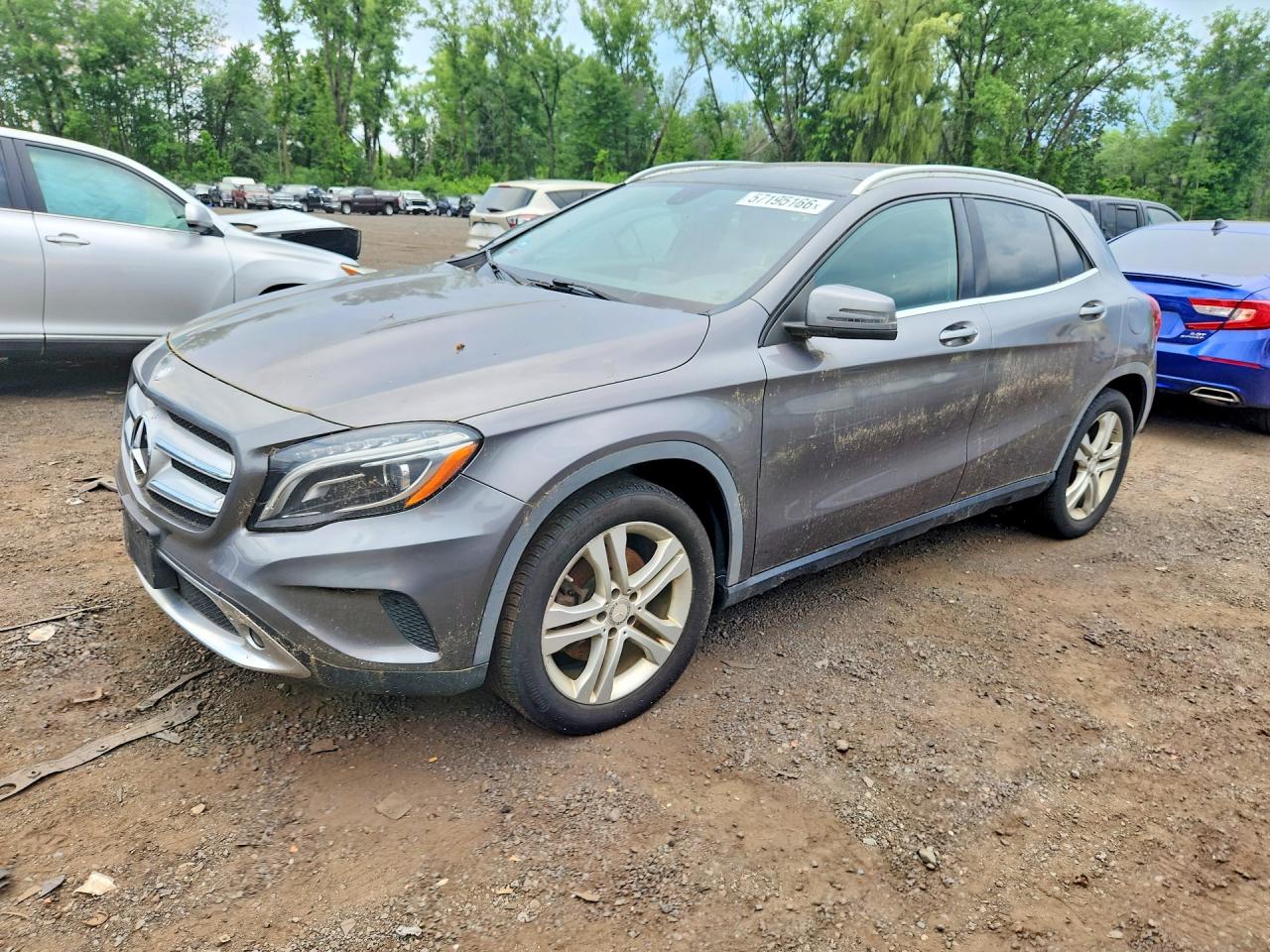 Salvage Mercedes-Benz GLA Image