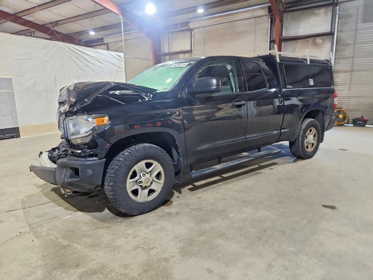 Salvage Toyota Tundra Image