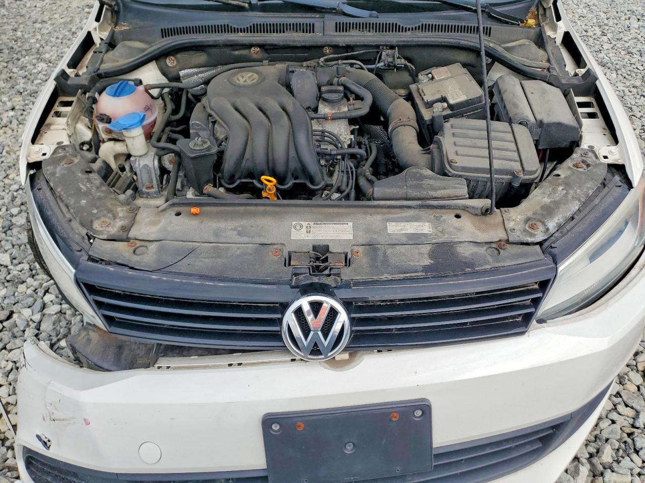 Volkswagen Jetta Base