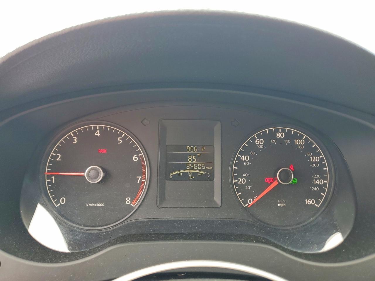 Volkswagen Jetta Base