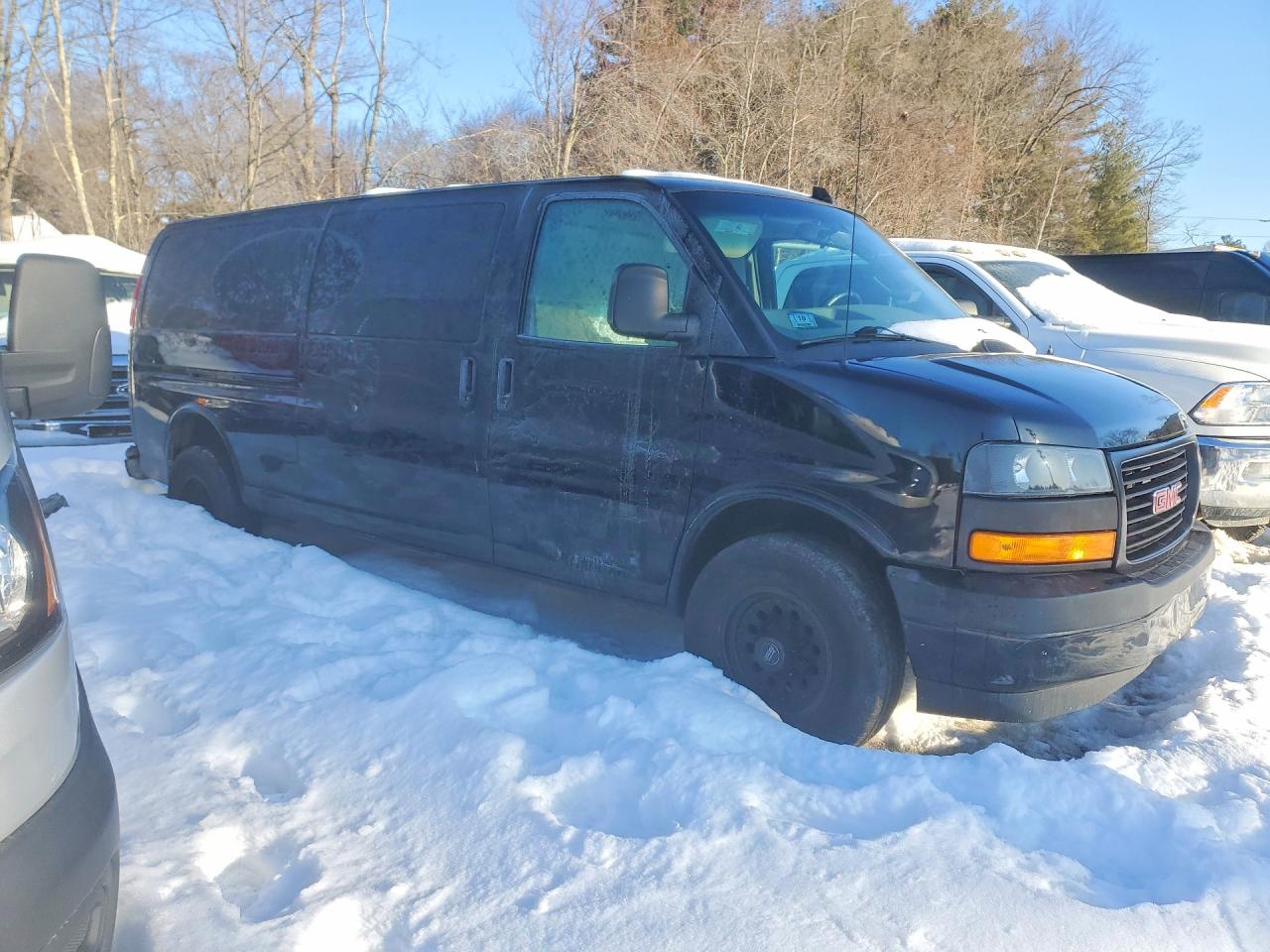 GMC Savana G3500 Paratransit