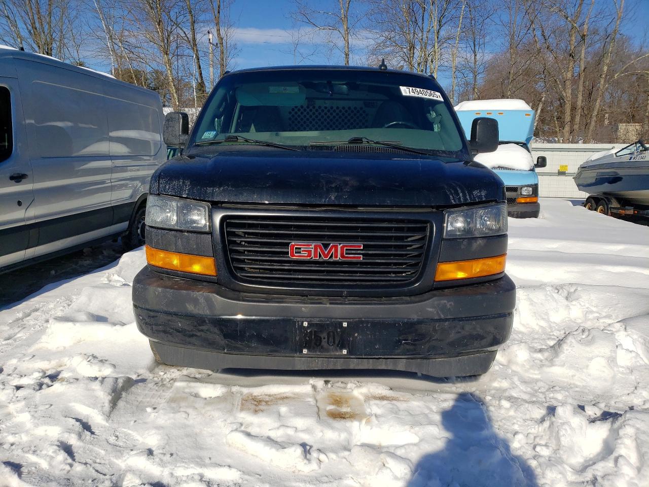 GMC Savana G3500 Paratransit