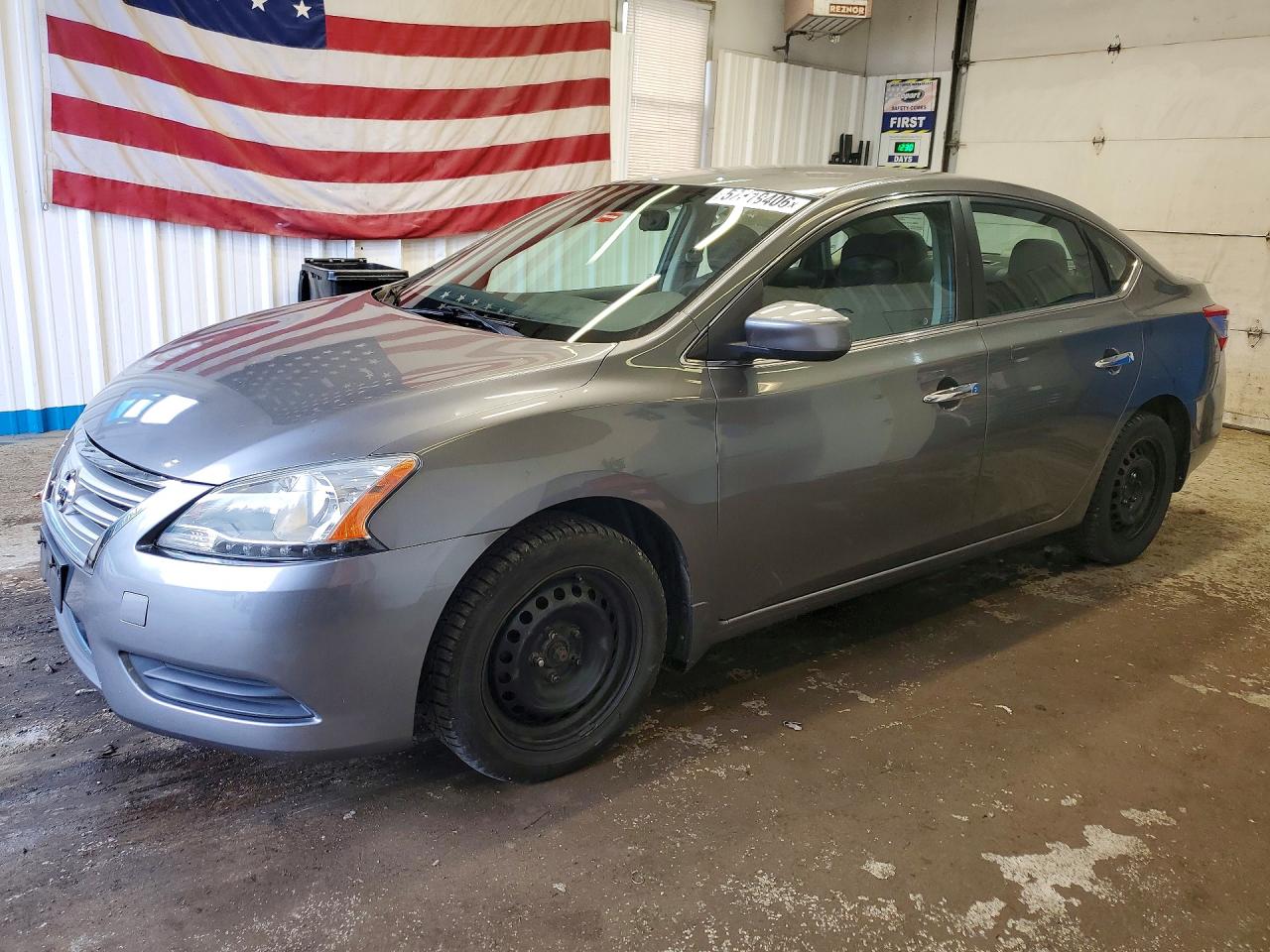 Salvage Nissan Sentra Image
