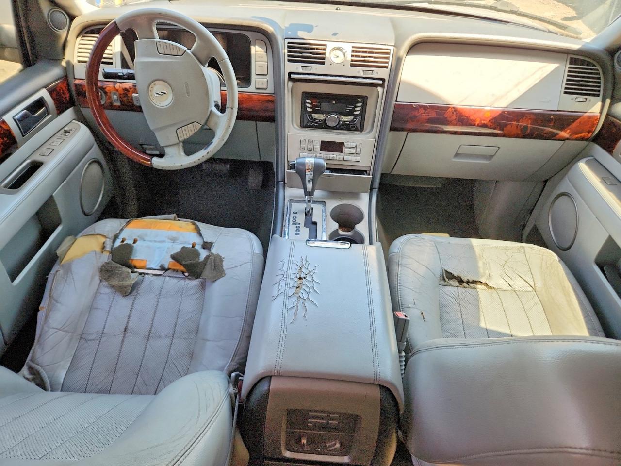Lincoln Navigator
