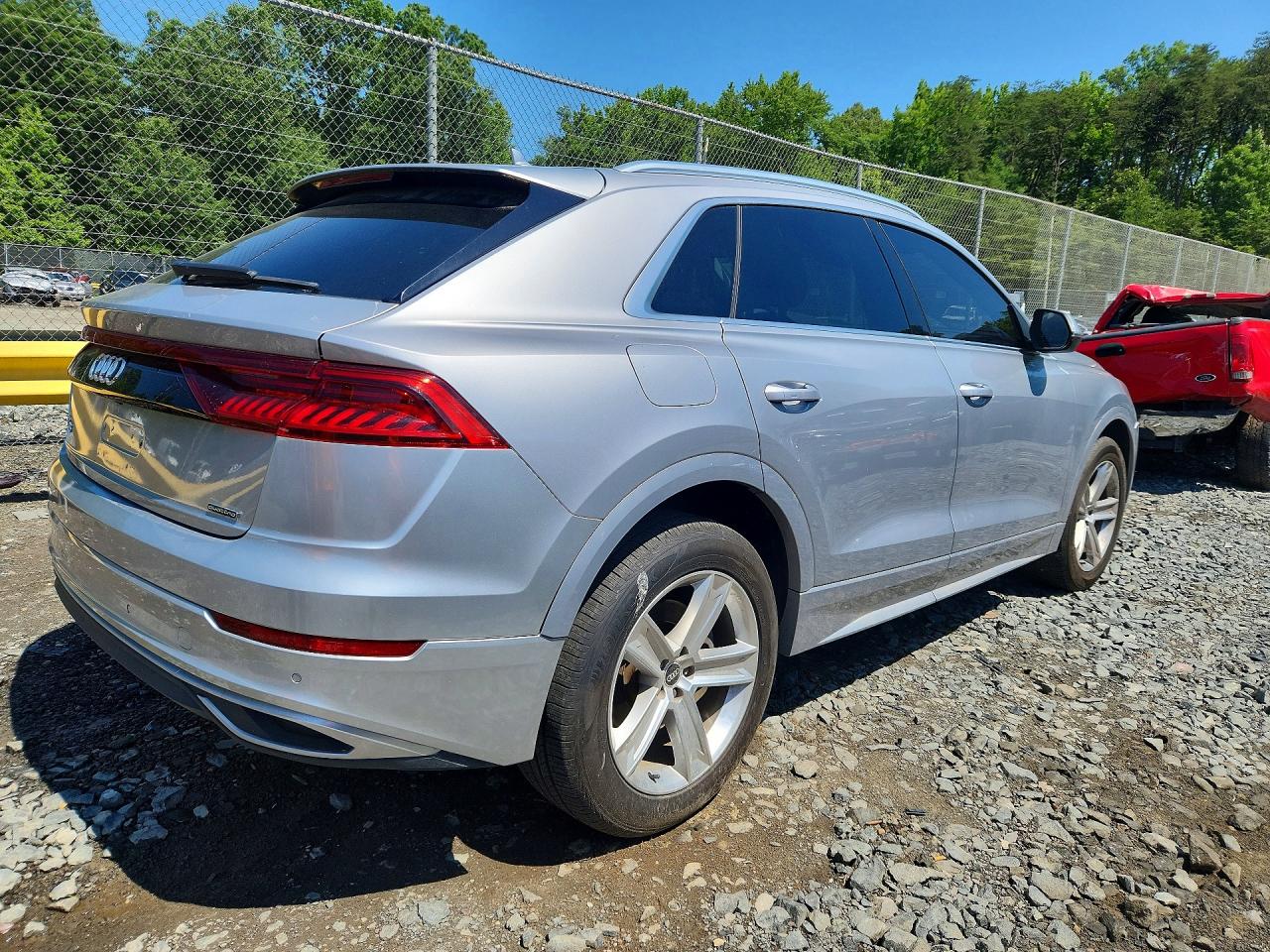 Audi Q8 Premium