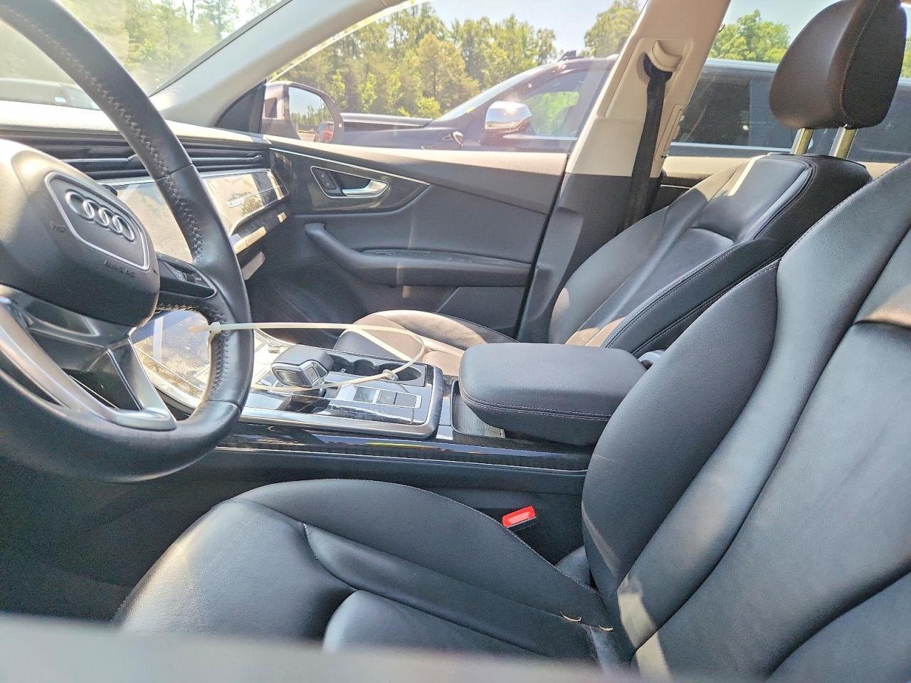 Audi Q8 Premium