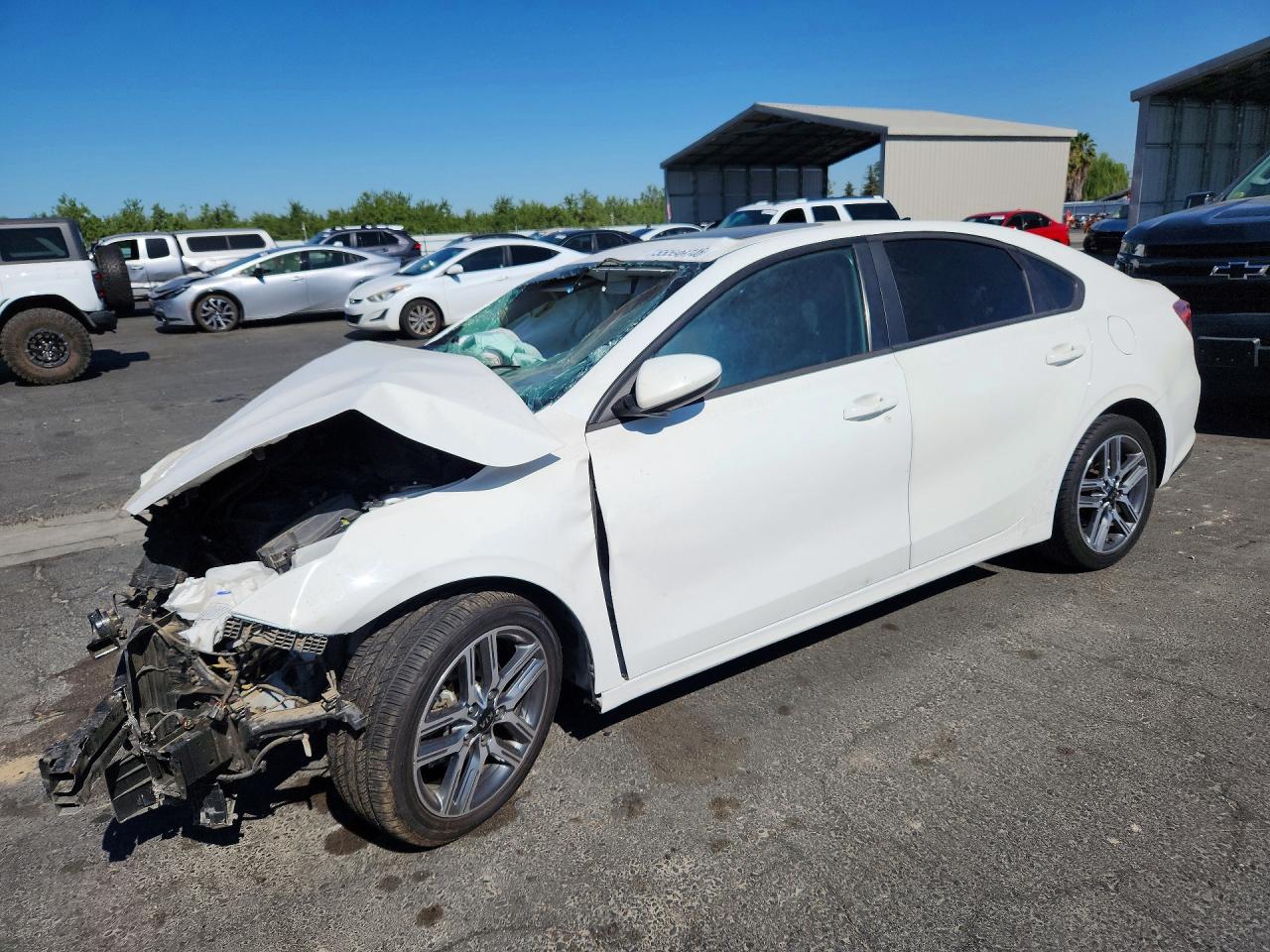 Salvage Kia Forte Image