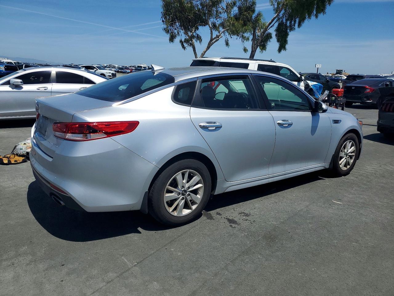 Kia Optima Lx