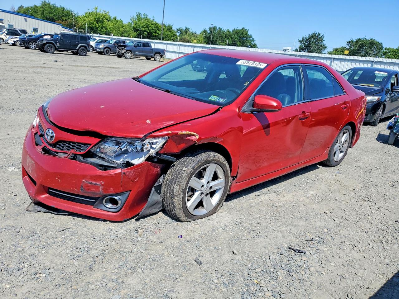 Salvage Toyota Camry Image