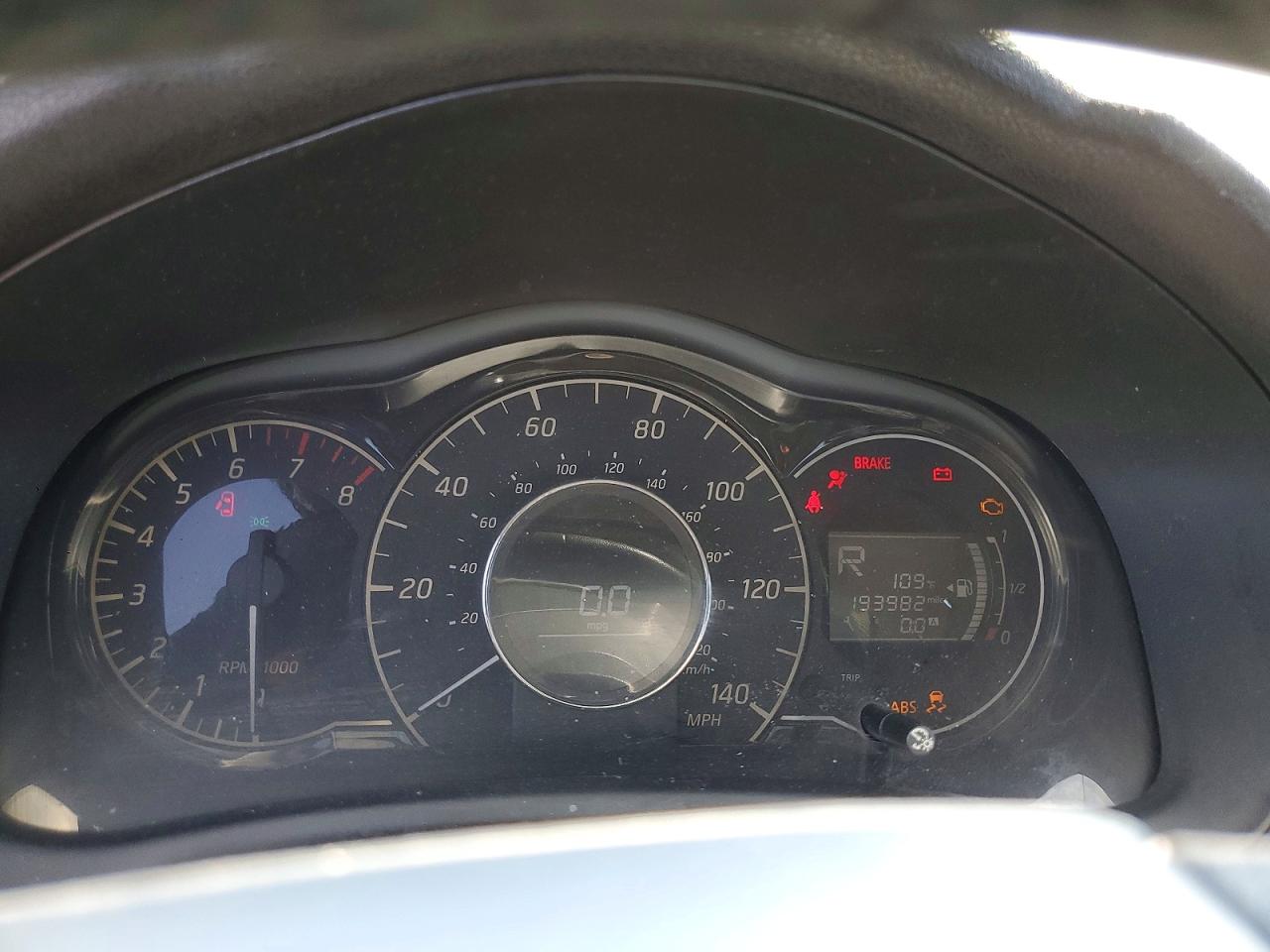 Nissan Versa Sv