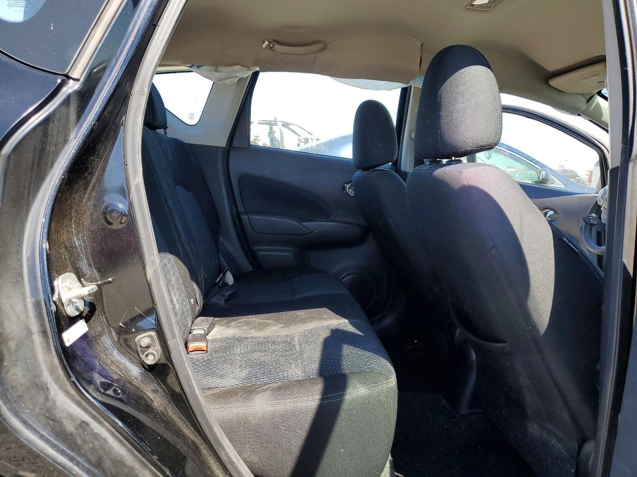 Nissan Versa Sv