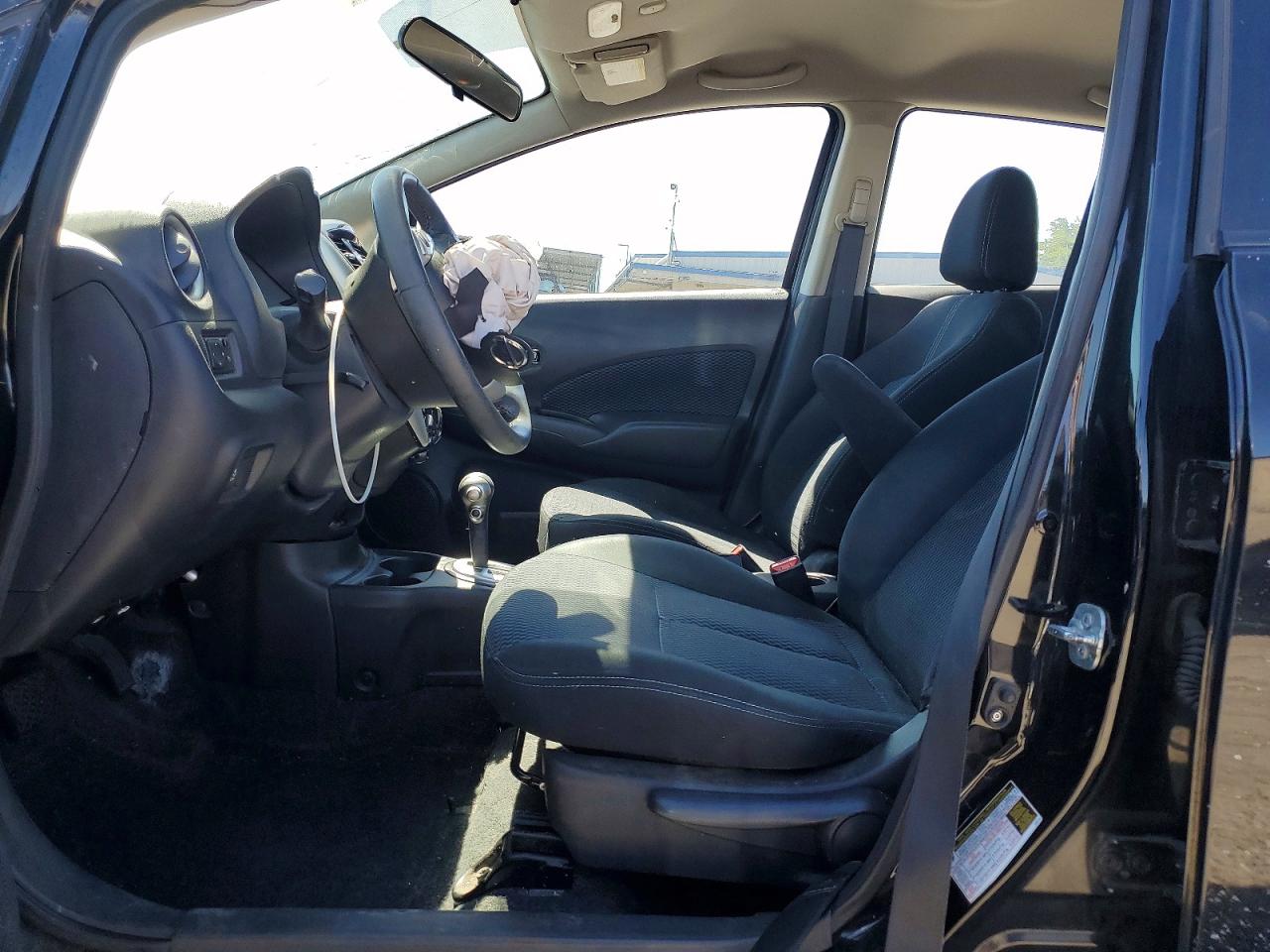 Nissan Versa Sv