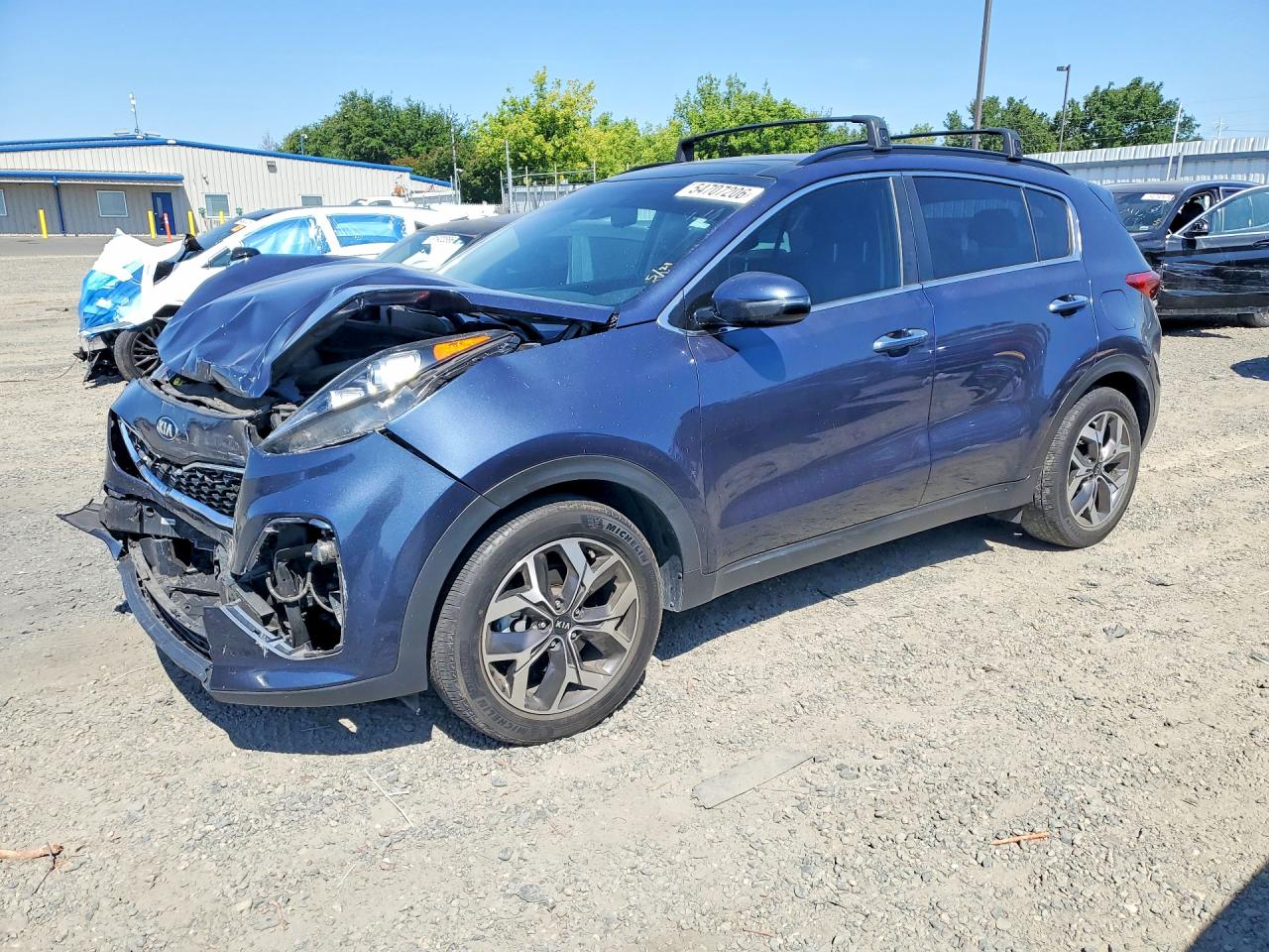 Salvage Kia Sportage Image