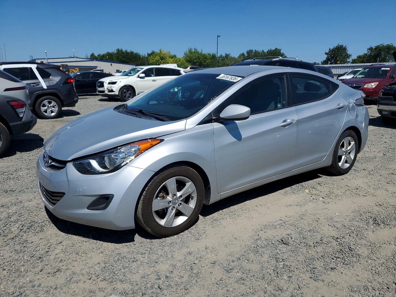 Salvage Hyundai ELANTRA Image