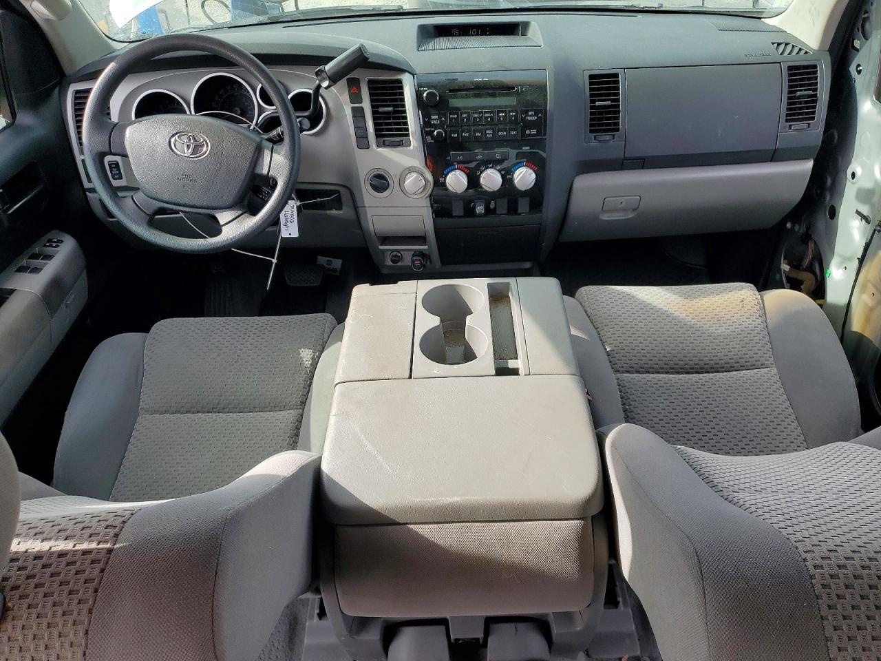Toyota Tundra Double Cab Sr5