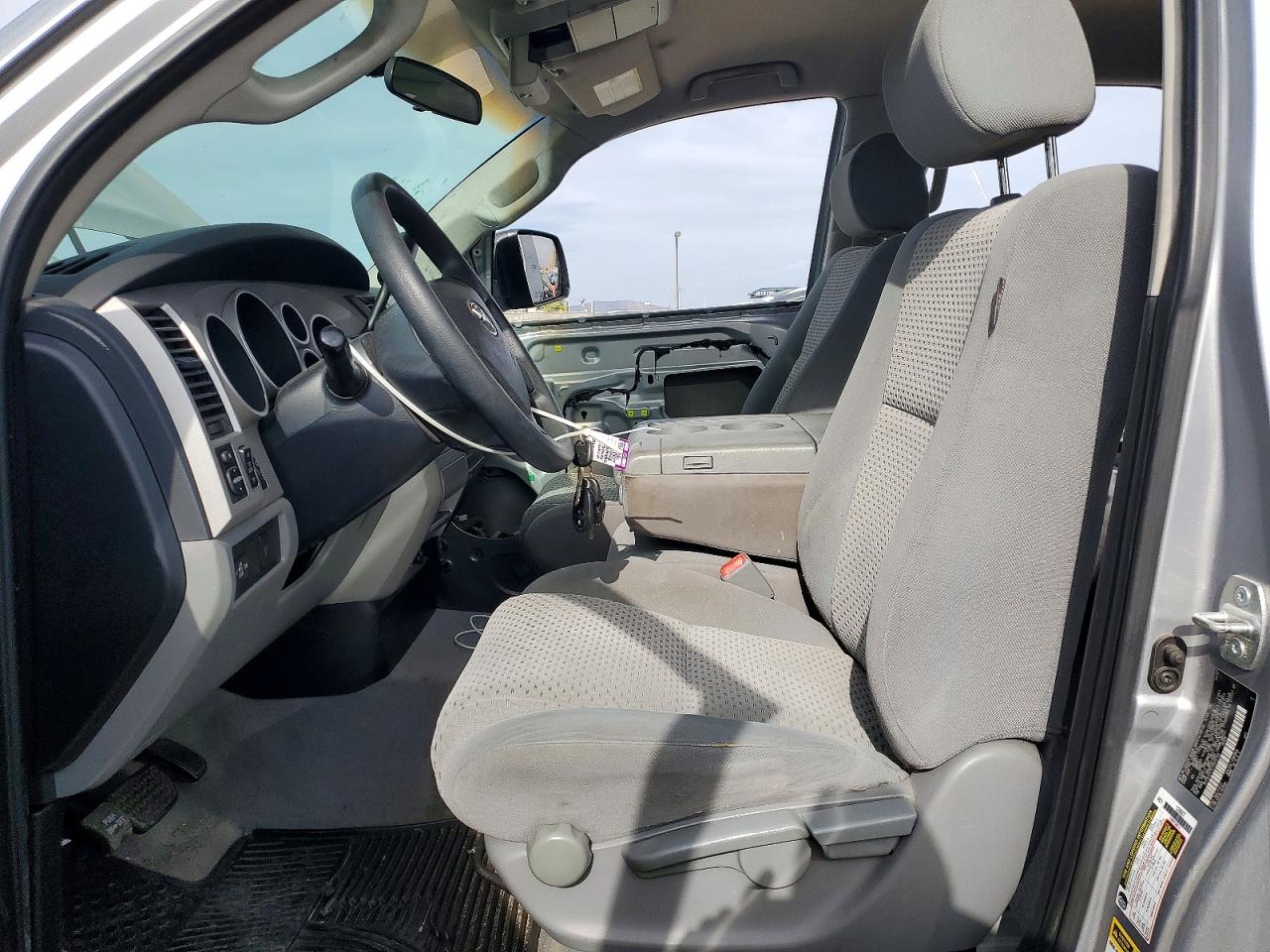 Toyota Tundra Double Cab Sr5