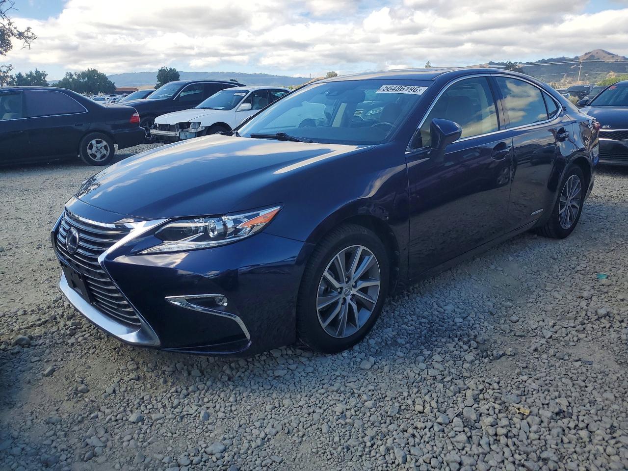 Salvage Lexus Es Image