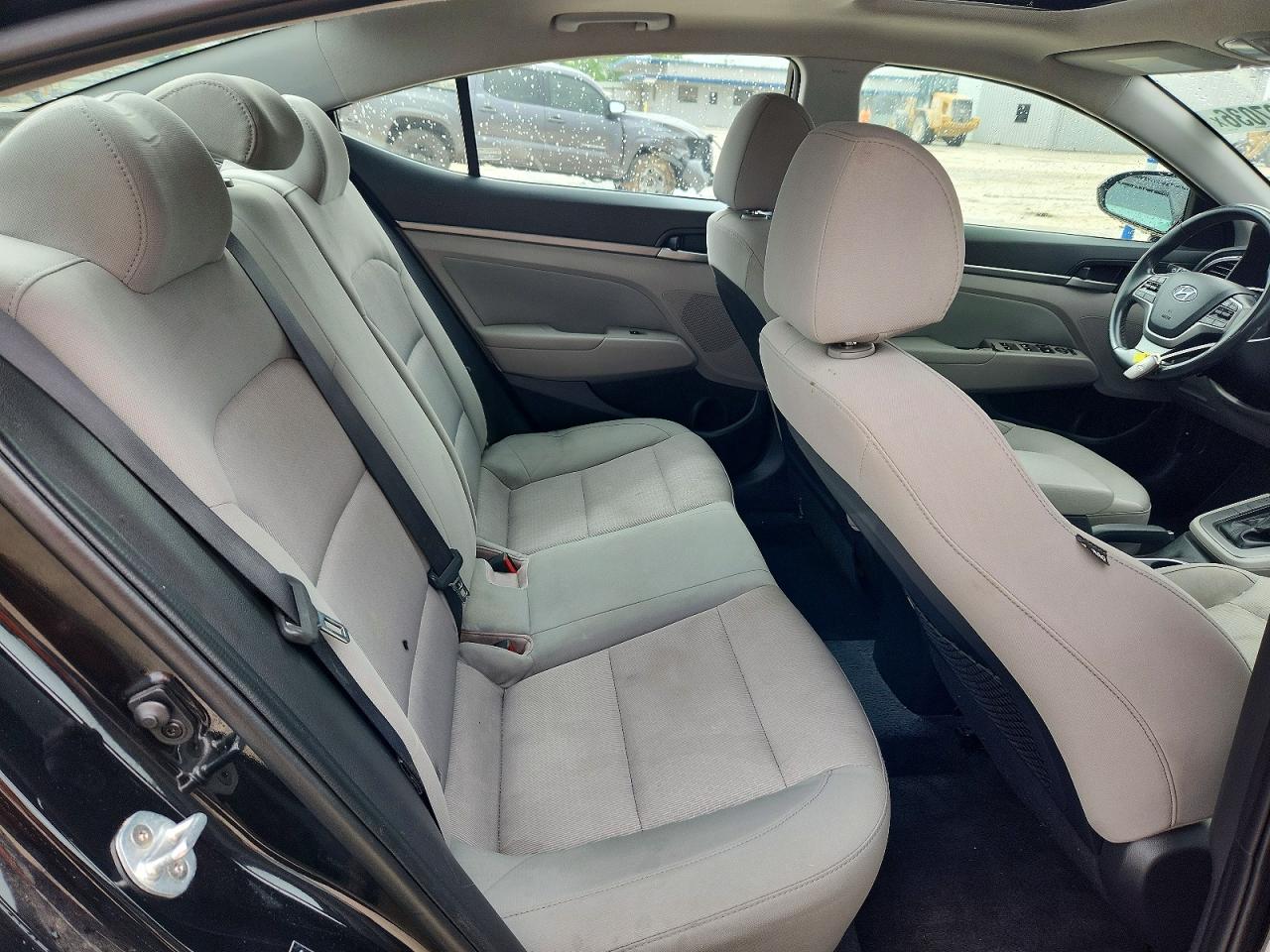Hyundai ELANTRA Value Edition